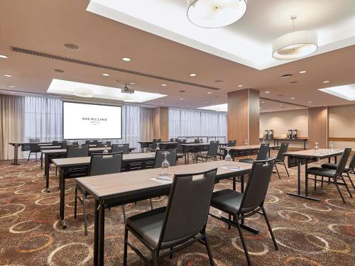 Zona business o sala de conferencias en Mercure Perth