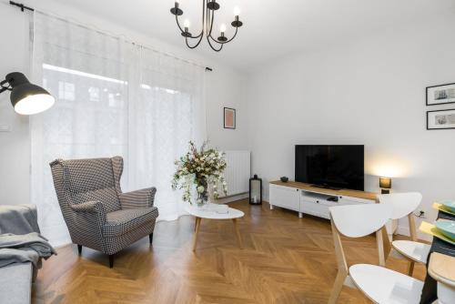 Residence Chwaliszewo Elegant Apartment with Balcony in Poznań by Noclegi Renters