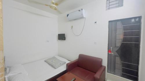TV a/nebo společenská místnost v ubytování Hotel Prime Inn Mirpur