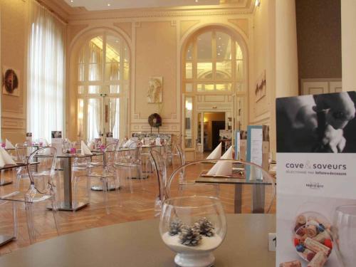 Ποτά στο Hôtel Mercure Saint-Nectaire Spa & Bien-être