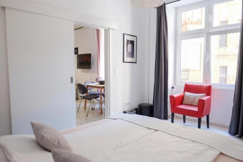 Una cama o camas en una habitación de Apartment Luna Terazije