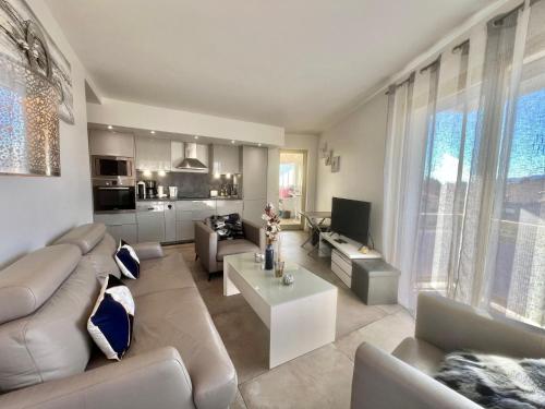 Urban apartment City Center Cannes