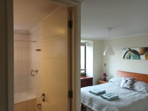 Postel nebo postele na pokoji v ubytování Residential apartment in Ñuñoa