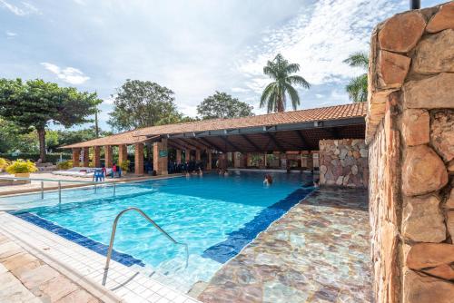 Πισίνα στο ή κοντά στο diRoma Império direto com o Grupo diRoma com acesso ao Acqua Park e Café da manhã