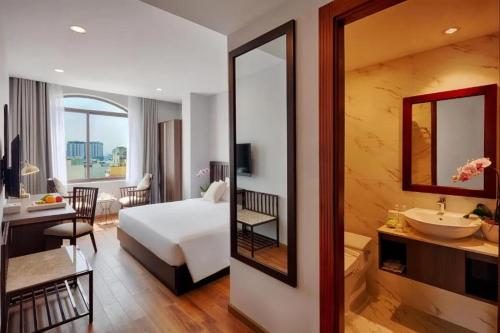 Gallery image of SG Dilly Hotel in Ho Chi Minh City