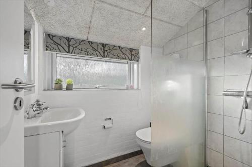 Bany a C11606-Ansager-Sovej-32