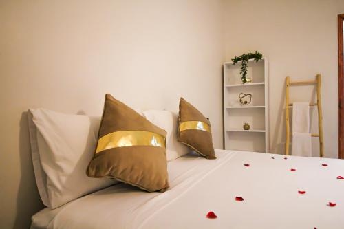 Postel nebo postele na pokoji v ubytování Redmoon Villa & Riad