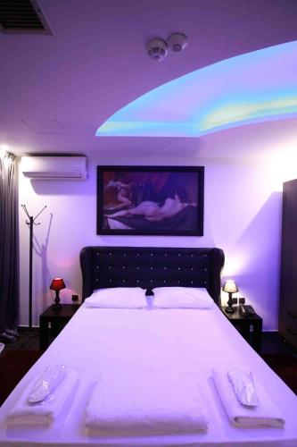 Comfort Room 216 - Castle De Paris