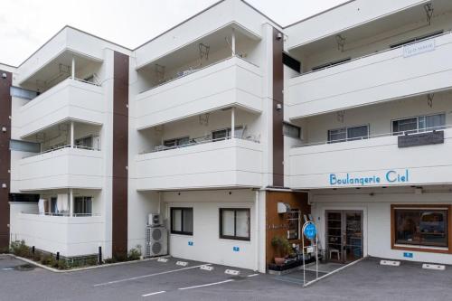 Centrally Located in Matsumoto, 1 Free Parking, 2 BR APT