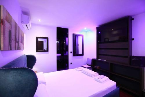Comfort Room 217 - Castle De Paris
