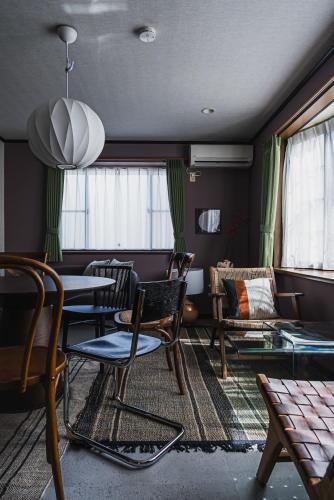 Shibuya Area, 5-min to Shinjuku, 7-min to Sta, 4BR