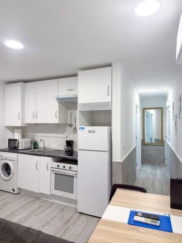 Aparta-Estudio a unos pasos del Paseo el Prado