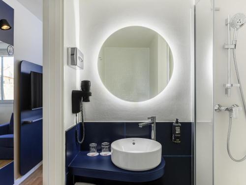 Ένα μπάνιο στο Ibis Budapest Centrum