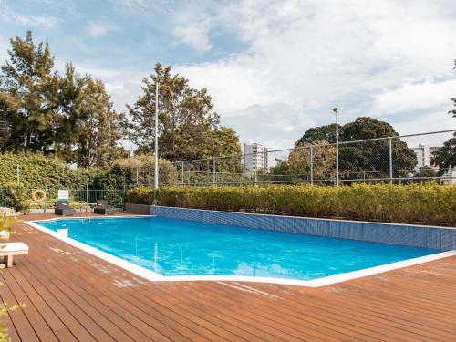 Bazén v ubytování Mercure Sydney Parramatta nebo v jeho okolí