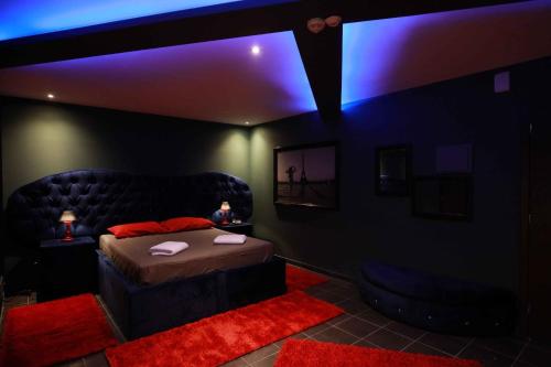 Deluxe Suite 211 - Castle De Paris