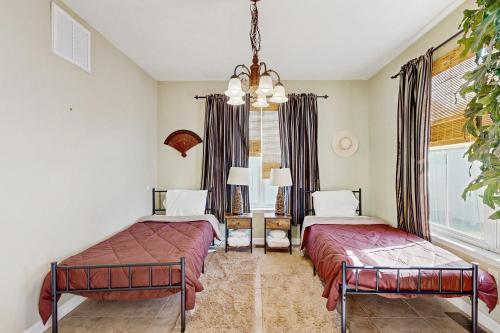 Katil atau katil-katil dalam bilik di Swann Cove --- 36974 Trout Terrace N
