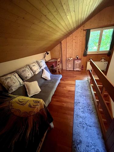 Cosy Chalet 87 in Engelberg with spectacular mountain and lake Views photo 2