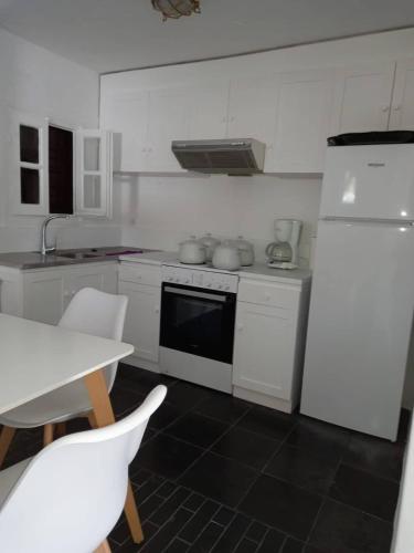 maisonette corner unit 85m2 totally renovated