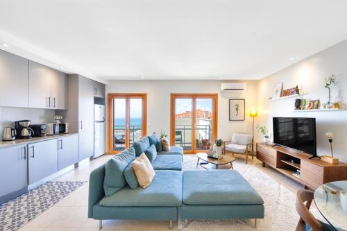 Nazaré Boutique w Sea View and Private Rooftop Terace