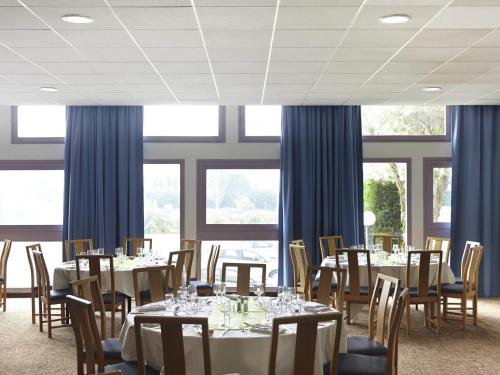 ibis Styles Arles Palais des Congrèsにあるレストランまたは飲食店