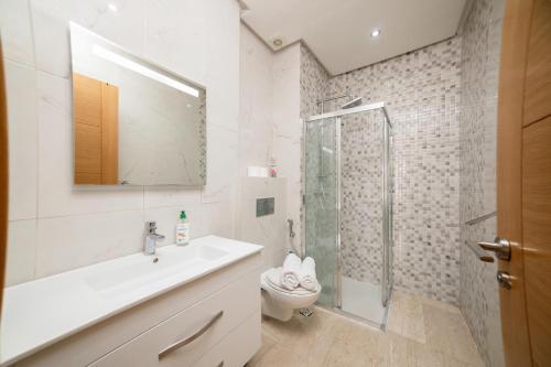 Ванная комната в appartement résidence hivernage agadir bay