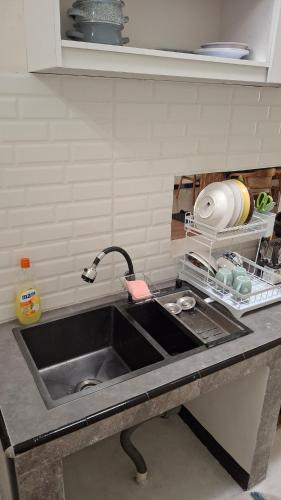Kuchyň nebo kuchyňský kout v ubytování Mindy Homestay