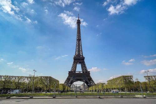 213 m2 Prestige Eiffel Signature