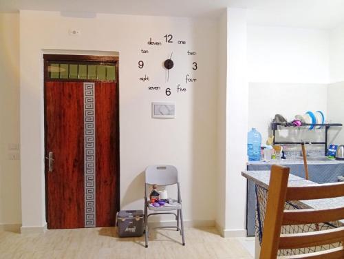 شارع عربيه ع البحر مول السلام أمام مستشفي السلام