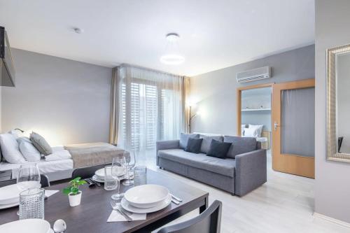 Comfy flat with balcony