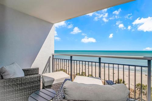 Direct Ocean Front Studio Newly Renovated photo 11
