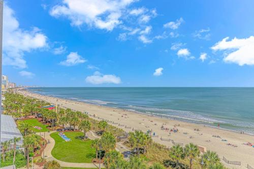Direct Ocean Front Studio Newly Renovated photo 25