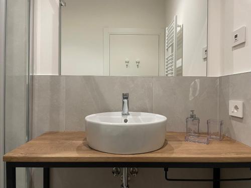 Un baño de B&B al Trenim