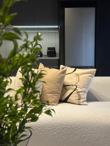 Postel nebo postele na pokoji v ubytování Luxury Apartment in sandton CBD