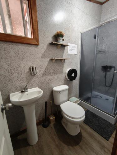 Koupelna v ubytování Hostel