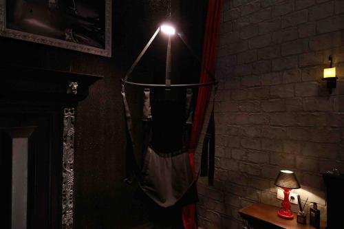 Experience Room 103 - Castle De Paris