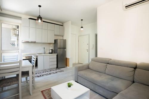 Elegant & Cozy 1-Bdr Hideaway