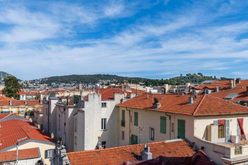 Charming peaceful haven in the Golden Square, air-conditioned