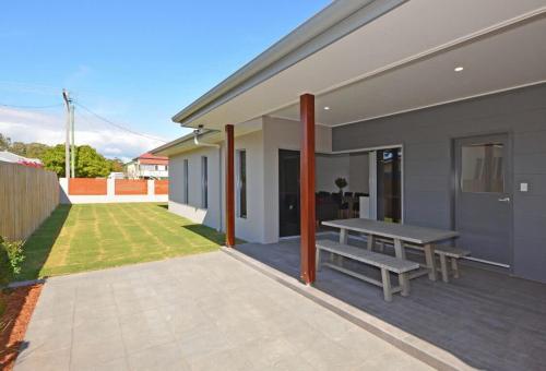 Gallery image of Burrum Heads Beauty 2 Streets from the Beach in Burrum Heads