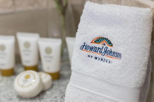 a roll of paper towels on a counter at Howard Johnson by Wyndham Lima Miraflores Art House in Lima