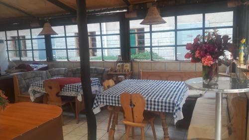 Nhà hàng/khu ăn uống khác tại Villa -Guesthousejane & Apartments