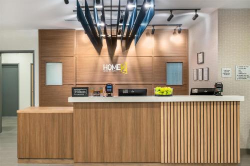 Una cocina o cocineta en Home2 Suites By Hilton Harrisonburg University
