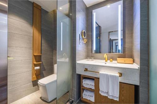 Ένα μπάνιο στο James Joyce Coffetel·Hengyang Jiefang Road Xianfeng Dock