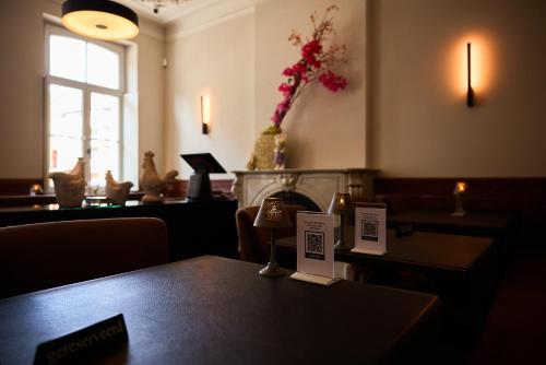 B&B Huize Briersにあるレストランまたは飲食店