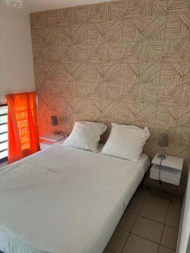 Postel nebo postele na pokoji v ubytování HOTEL LE CHANNEL