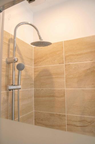 Ένα μπάνιο στο Modern Apartment in the Heart of Chartrons