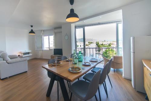 WELCS APARTAMENTO 286 EMP con vista al canal