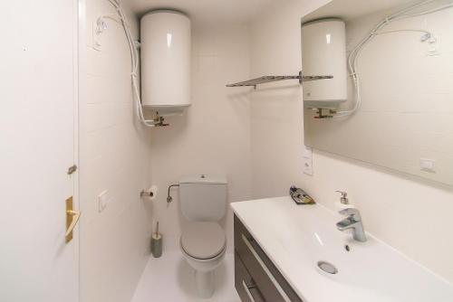 WELCS APARTAMENTO 286 EMP con vista al canal
