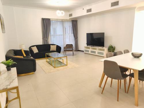 Bright & Spacious 2BR in JVT Community