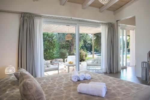TD Il Vecchio Fienile Outdoor Kitchen wPool View photo 3
