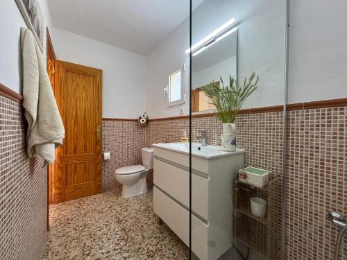 Koupelna v ubytování Casa Riondas